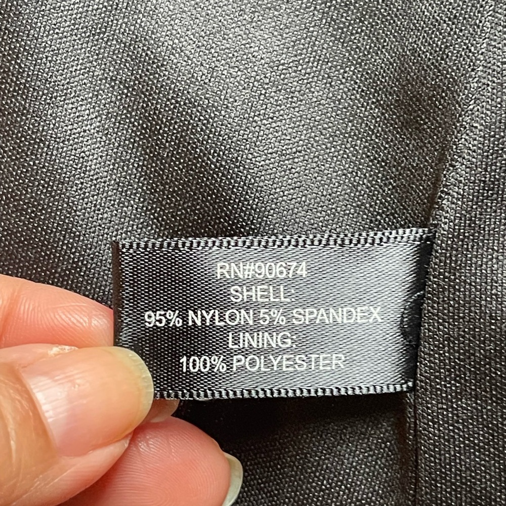 Boston Proper Black Blazer - Picture 7 of 8